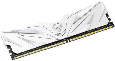 Модуль памяти DDR4 DIMM 8Gb DDR3600 Netac Shadow II White (NTSWD4P36SP-08W)